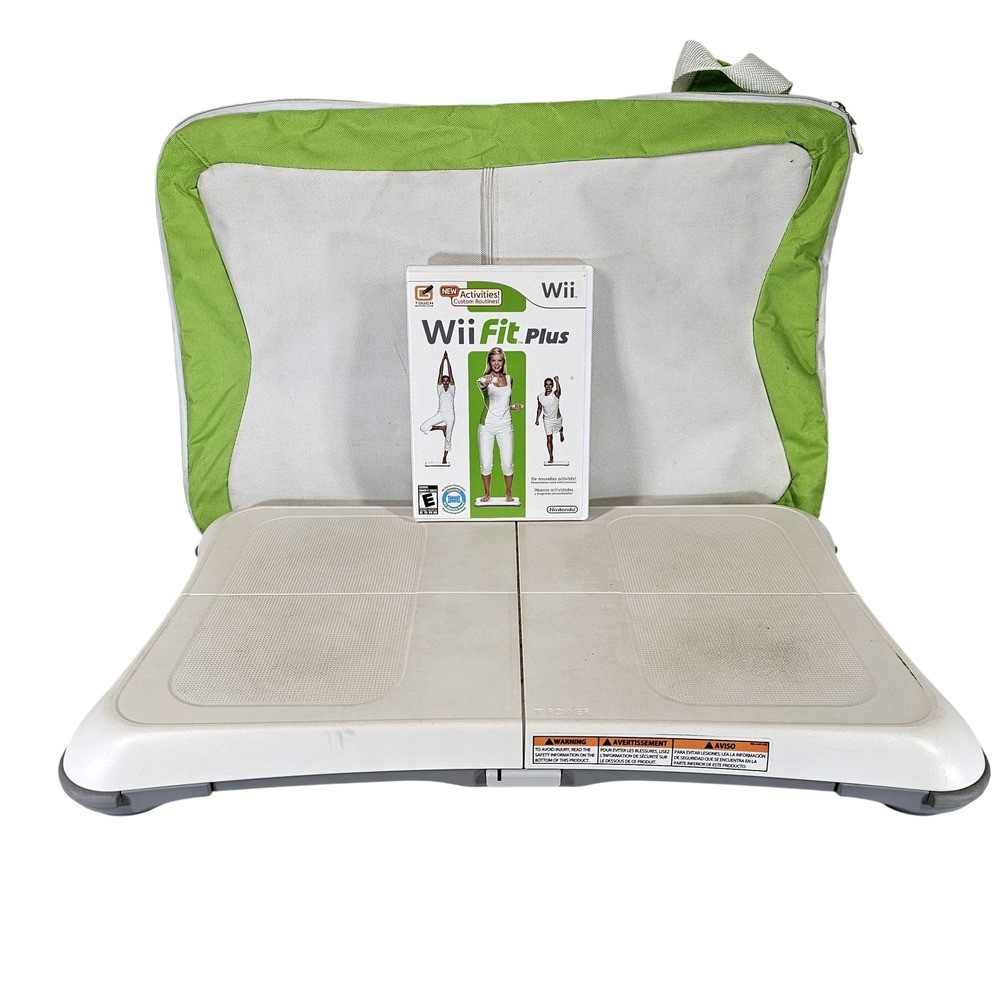 Nintendo Wii Balance Board White Wii Fit Plus Game & Carry Bag Wireless Console
